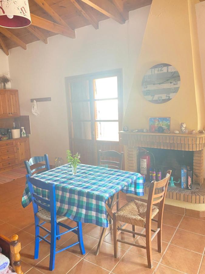 Velonas Beach Mpakas Country Cottage Prosilio  Eksteriør billede