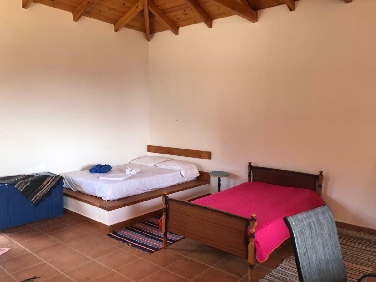Velonas Beach Mpakas Country Cottage Prosilio  Eksteriør billede