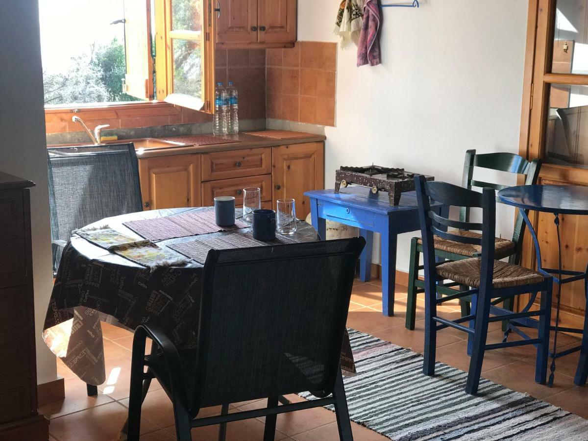 Velonas Beach Mpakas Country Cottage Prosilio  Eksteriør billede
